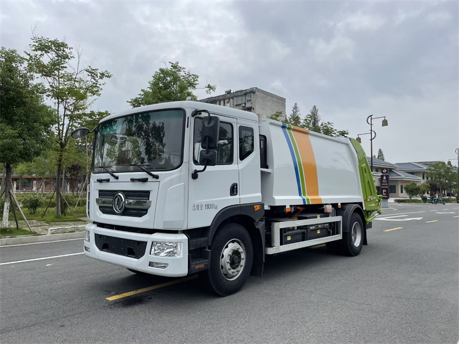 东风D9纯电动压缩垃圾车