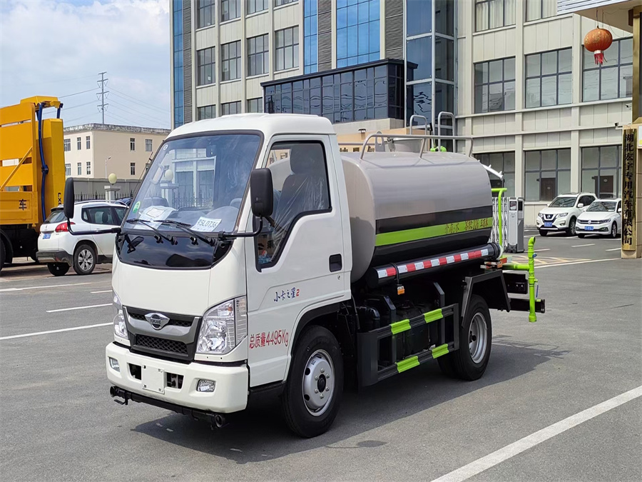 蓝牌3方绿化喷洒车