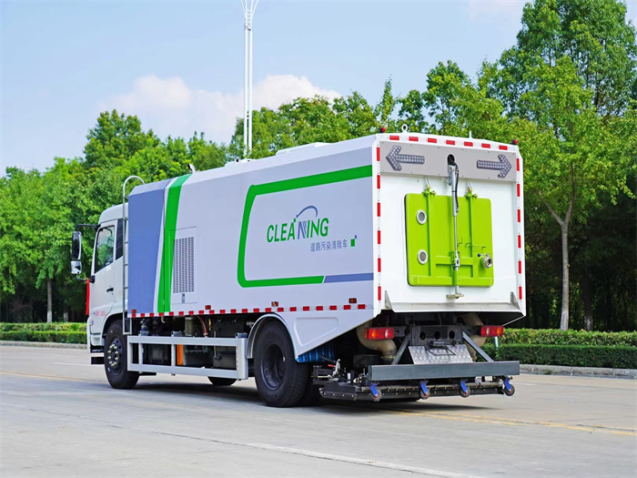 东风天锦道路污染清除车